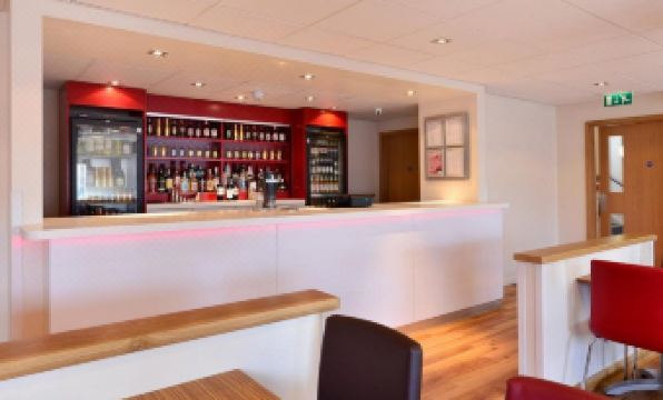 Travelodge London Raynes Park