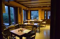 Hotel Café Pannkokenhus Teitekerl Các khách sạn gần Burg Hülshoff