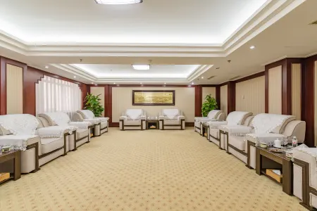 Chengshan Friendship Hotel Отели в г. Жунчэн