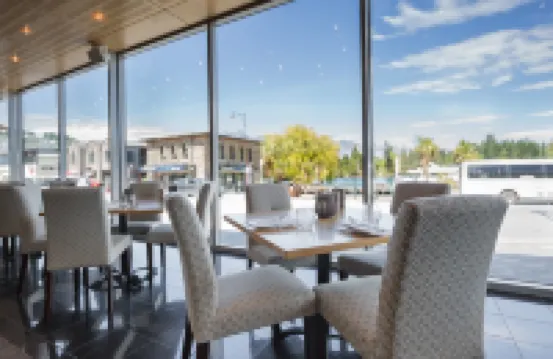 Crowne Plaza QUEENSTOWN by IHG - 4-Star
