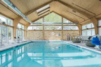 Crowne Plaza CHICAGO SW - BURR RIDGE by IHG - piscina