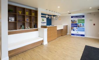 Uptown Suites Extended Stay Denver CO -Westminster