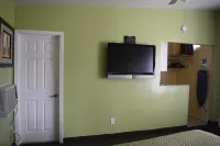 Encore Motel
