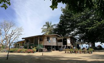 Walai Penyu Resort - Campground