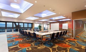 Calamvale Hotel Suites and Conference Centre