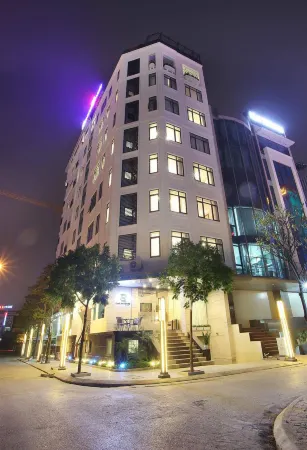 Western Hanoi Hotel Отели рядом с достопримечательностью «University of Engineering and Technology»