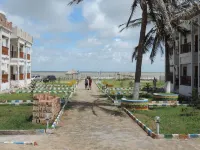 Bombay Beach Resort