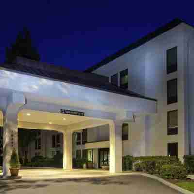 Hampton Inn Seattle-Airport Hotel Exterior