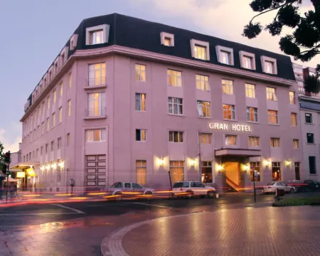 伊莎貝爾裏克爾梅格蘭酒店 迪吉因省酒店