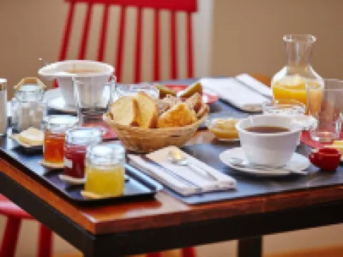 เลสเซระฟีนส์