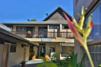 Aquarius on the Beach Hotels in Наді