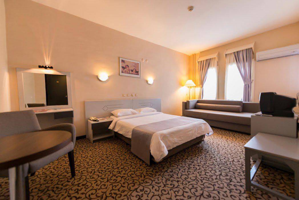 Herakles Thermal Hotel