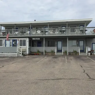 Point 1 Resort & Motel