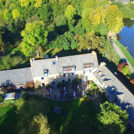 Logis Hotel le Manoir des Portes