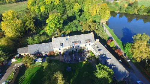 Logis Hotel le Manoir des Portes Hotels in Lamballe