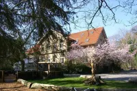 Hotel Schlösschen Sundische Wiese Zingst Hôtels à : Barth