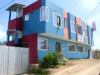 Hostal Alcazaba Hotels near Punta Rocosa al Final de Playa Salango.