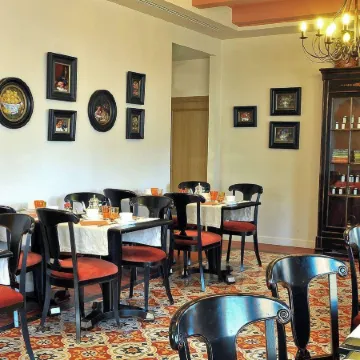 Villa Lara Hotel