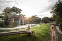 Kwai Tara Riverside Villas Hotels in Sai Yok
