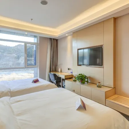 Lavande Hotel (Chengde Mountain Resort Waiba Temple)