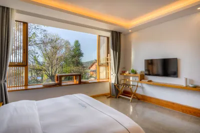 Tengchong Heshun Yeyunshanfang Homestay