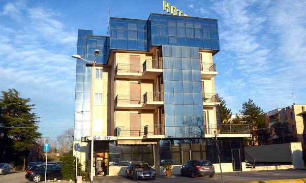 Hotel Sabo' - Housity
