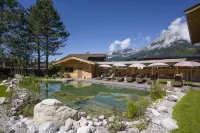 Flora - Das Kleine Gartenhotel Hotels in Ellmau