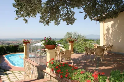 Agriturismo - Collina Toscana Resort فنادق في Monsummano Terme