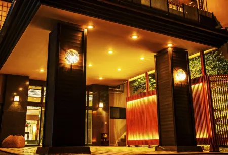 Shin Kaikatei Izumi Отели рядом с достопримечательностью «Тои Золотая шахта»