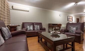 Fallsway Apartments - Louden Court