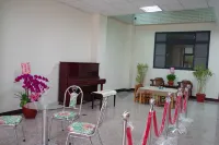 Lucky Hotel Hotel di Taoyuan