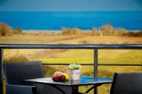 Kronos Villas Hotels in Kamisiana