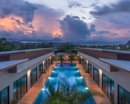 เมเยอร์ โฮเทลแอนด์วิลล่า ชะอำ โรงแรมในชะอำ