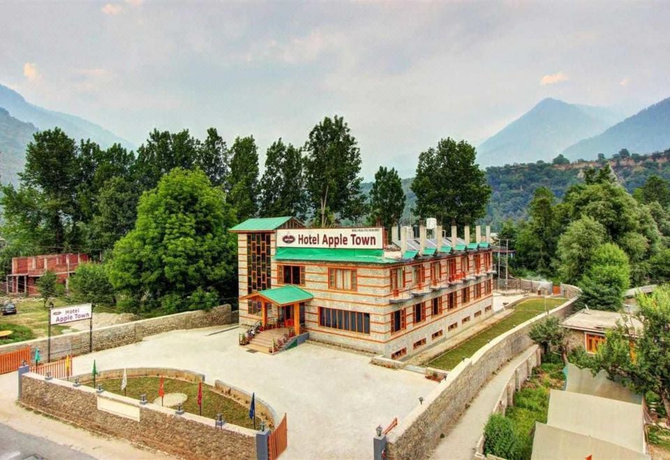 hotel overview picture