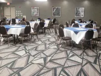 Holiday Inn & Suites Rochester - Marketplace Hotels in Henrietta