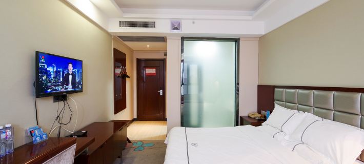 Jingang Holiday Hotel Hotels in Lankao