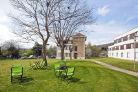 Residhome aparthotel Paris Saclay - Bures sur Yvette Hotel a Saclay