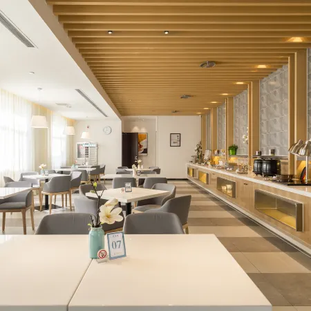 Jinjiang Inn Select (Wuhai Xinhua Street)