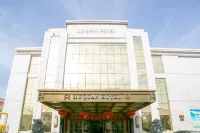Jiuquan Hotel - parking