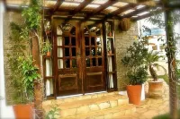 Pousada Vila Margarida Hotels near Chapada dos Guimaraes