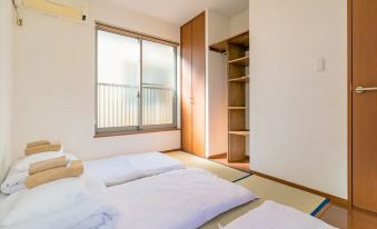 D222：Shinjuku Area! 3 Bedroom, WiFi, 4 Min from Jr Line