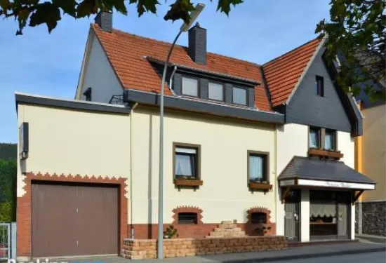 貝克爾膳食公寓