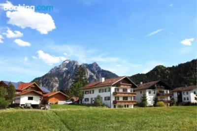 Haus Luna Hotels near قصر نويشفانشتاين