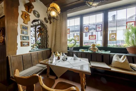 Hotel & Gasthof Fraundorfer Отели в г. Гармиш-Партенкирхен