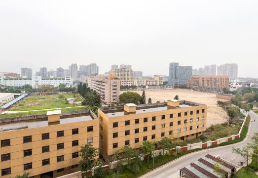 4. 아투어 호텔 푸..