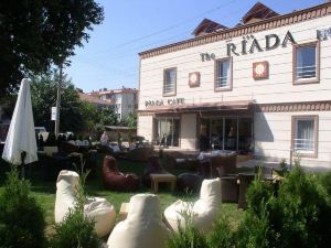 Riada Hotel