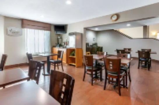 Eod SureStay Hotel by Best Western Mesa Superstition Springs