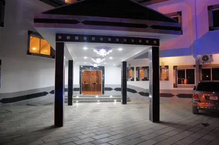 R & K Guest Palace Отели в г. Кано