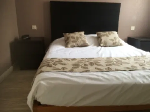 Hotel les Voyageurs Hotels in Olonne-sur-Mer