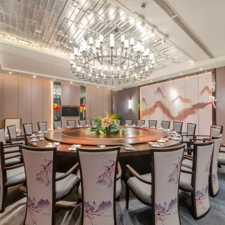 Rezen Heyi Hotel